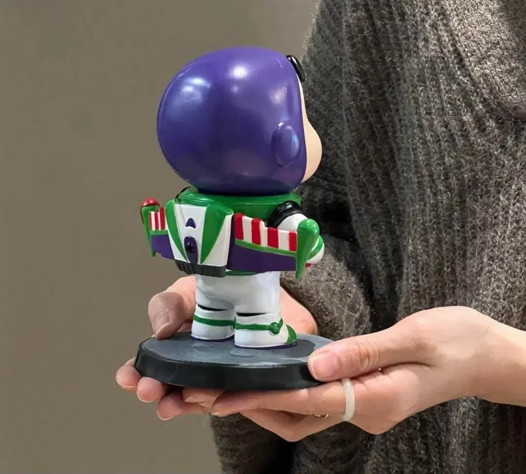 thumbnail-4